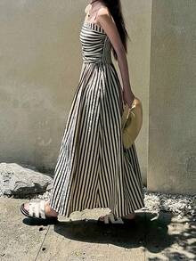 Vestido texturizado a rayas para vacaciones de mujer talla grande - En blanco y negro - Ver 4