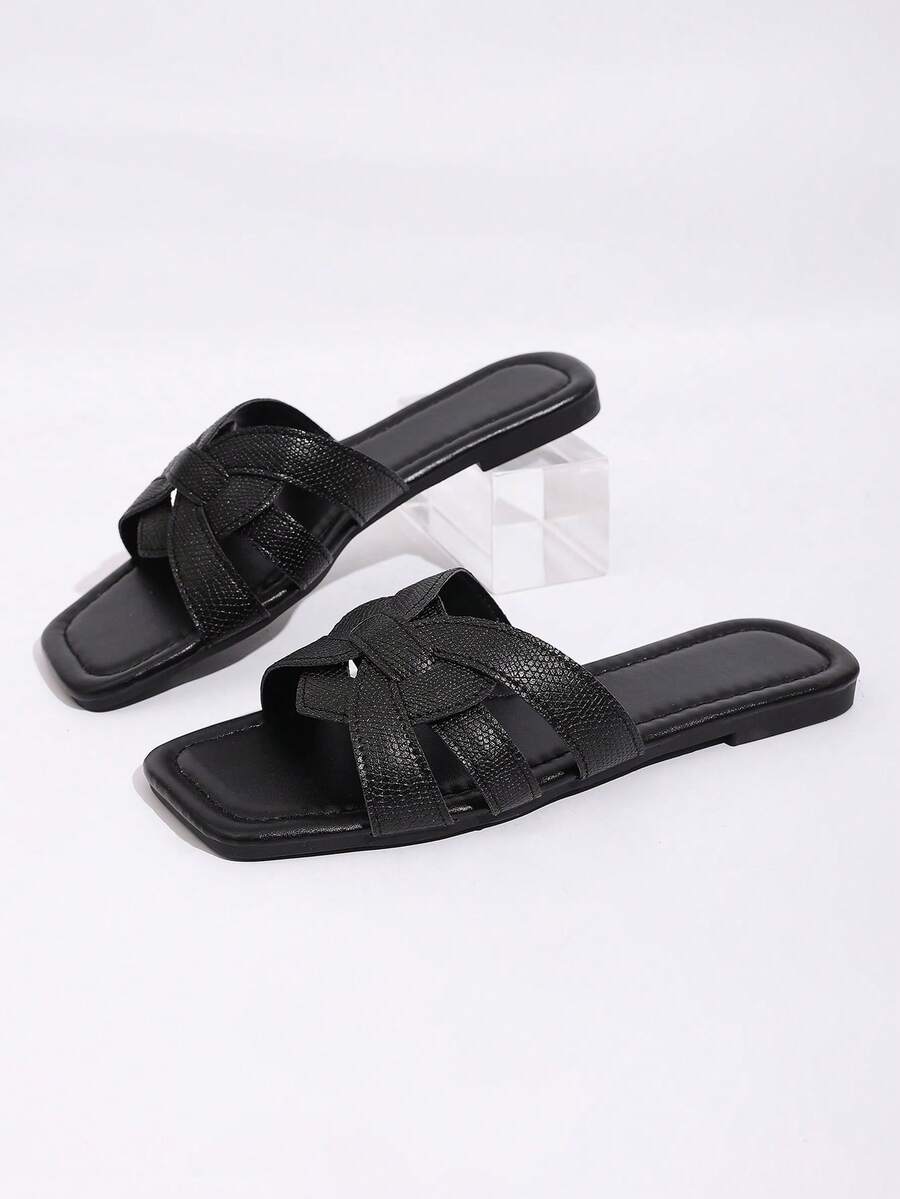 女士夏季交叉爱心图案平底凉鞋，时尚简约纯色露趾平底凉鞋，适合户外休闲、海滩、度假、室内穿着，方头设计，轻便舒适，黑色