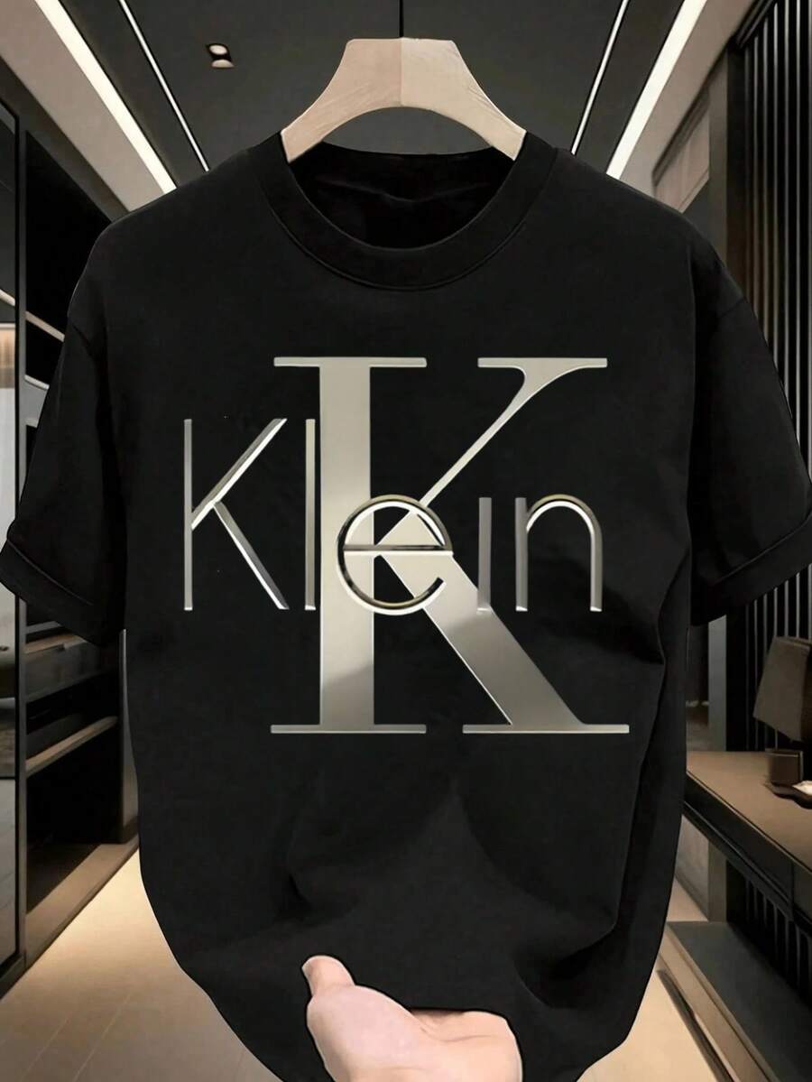 Playera Hombre Negra Manga Corta Cuello Redondo, Estampado CK Klein Moda Marca Minimalista, Urbana Salidas Sociales, Amantes de Moda de Marca, Look Elegante Casual,ropa de hombre,parejas,envio nacional,regalo para hombre,oversize hombre. - Negro - Ver 1