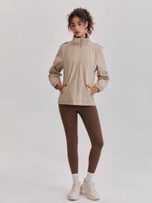 1 件女式多功能纯色户外运动风衣夹克，适合徒步旅行、徒步、春季/秋季