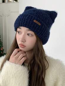 1顶女士帽子，皮革标签字母小耳朵动物造型时尚复古针织帽，适合秋冬季户外、街头穿着，保暖舒适，适合大头围，休闲百搭，针织帽，适合日常和假日佩戴。