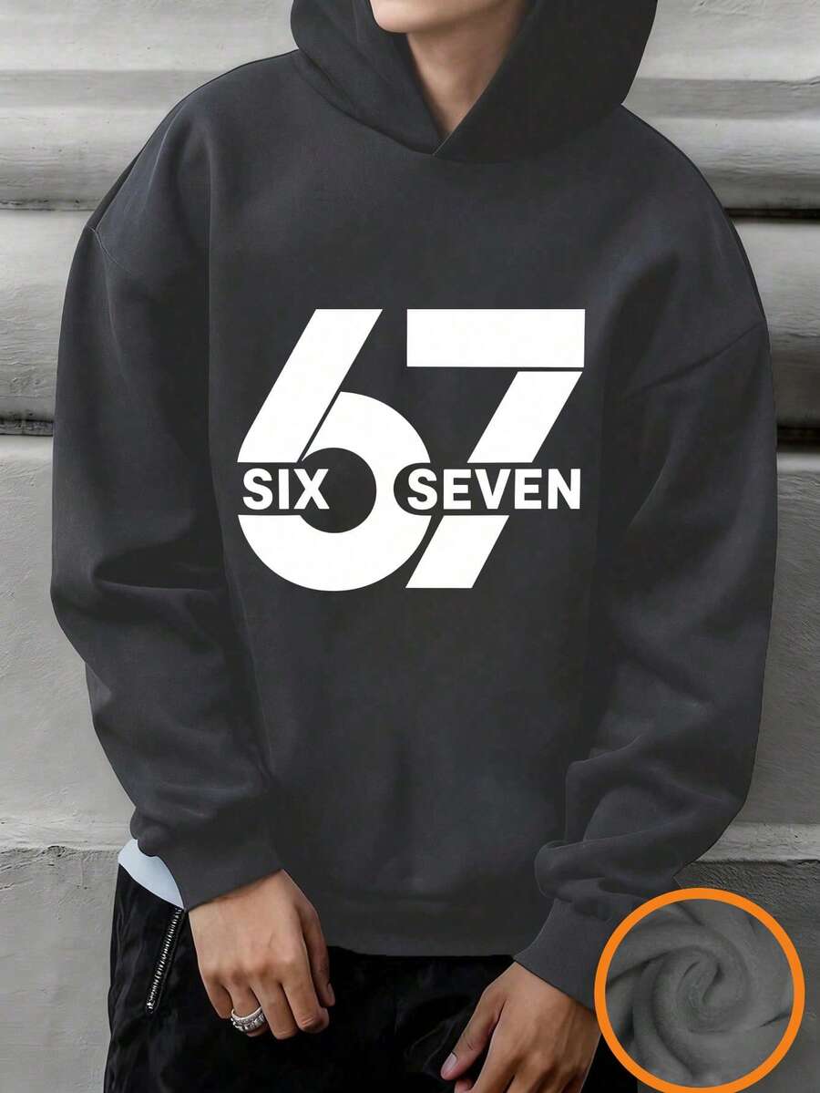 男童“67”数字字母印花保暖套头卫衣，秋冬季保暖舒适。