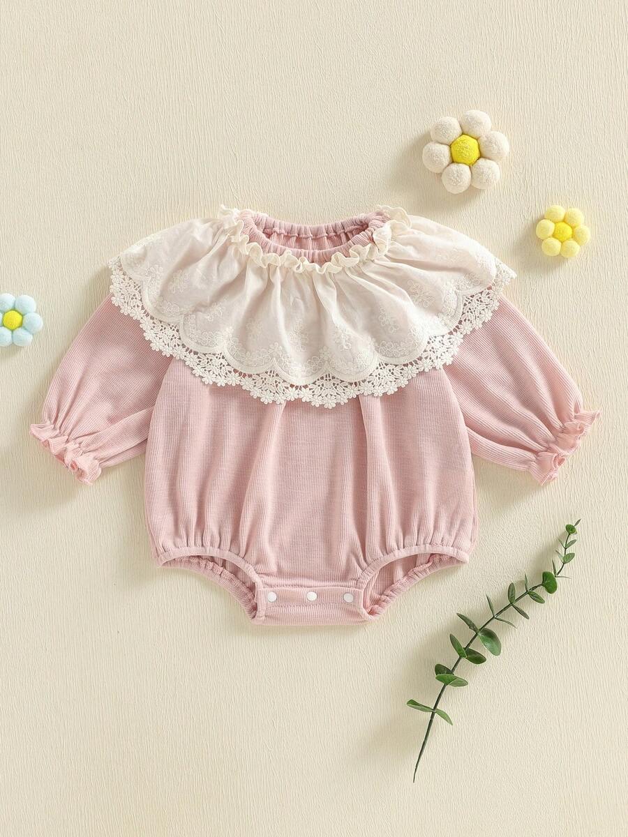 Mono de bebé niña con mangas largas abullonadas, cuello redondo, encaje con volantes y decoración de burbujas - Rosa - Ver 1
