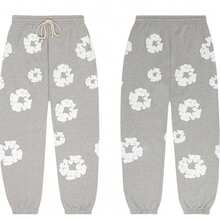 Denim Tears 'Sweatpants 'The Cotton Wreath' Pants Graphic And Drawstring For Unisex Adult - SOLE SERIOUSS, Women's Casual Drawstring With Modern Men Breathable Technology, Versatile Street Style Joggers Suitable For Streetwear, Casual Daily Wear, Weekend Outings, Music Festivals, Social Gatherings And More, Making It A Great Gift For Boyfriends Or Husbands.Sweatpants Sweats Wide For Men Sweat Pants Baggy Sweatpants - màu đen - Xem 3
