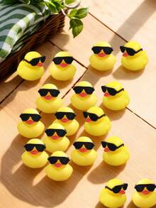 6/12pcs Mini Versatile Rubber Sunglasses Cute Mini Yellow Duck Fashionable Sunglasses Ornaments Automotive Interior Decoration Toy Ducks Cake Decorations Party Decorations Party Favors