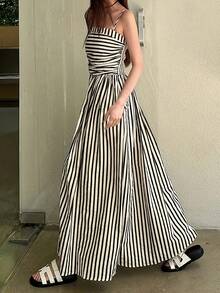 Vestido texturizado a rayas para vacaciones de mujer talla grande - En blanco y negro - Ver 1