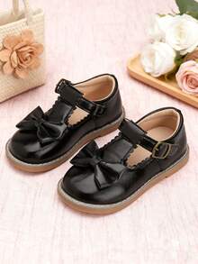 A Pair Of Black Shoes With T-Strap,Metal Buckle,Bow - Leather Shoes,Oxford Shoes,Loafer Shoes,Flat Shoes Kids Shoes,Shoes,Girls Shoes,Girl Shoes,Zapatos De Niña,Toddler Girl Shoes,Kid Shoes,Zapatos Para Niñas,Shoes For Girls,Zapatos De Niño,Zapatos,Zapatos Para Niña,Kids,Shoes Kids,Zapatos De Niñas,Zapatos Para Niños,Little Girl Shoes,Zapatos Niña,Zapatos De Niños,Girls Dress Shoes,Girls,Flats,Zapatos Niñas,Toddler Girl,Shoes Girls,Loafers For Toddler & Little Girls & Little Boys | Ideal For School Day,Field Trip,After-School Playdate,Birthday Party,Family Brunch,Picnic,Church Service,Holiday Gathering,Art Class,Library Visit,Park Stroll,Weddings,Outings,Special Occasions,Christmas,New Year Celebrations - 5305黑色 - 查看 2