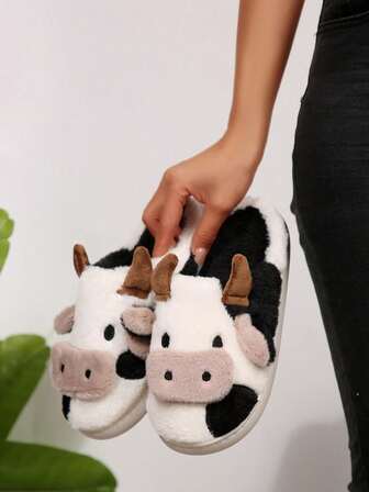 可爱奶牛毛绒趣味拖鞋，保暖舒适的闭趾家居拖鞋，柔软蓬松的卧室鞋，趣味拖鞋
