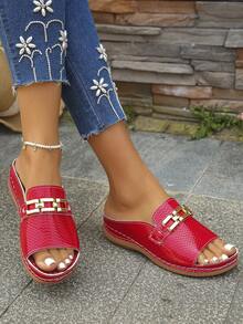 大码女鞋（35-45码）夏季新款休闲时尚凉鞋，个性化欧美风红色鱼鳞纹凉鞋，日常户外露趾沙滩坡跟凉鞋，旅行必备 - 紅色魚鱗紋 - 查看 4