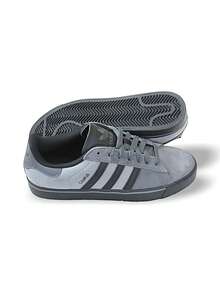 Adidas Campus Vulc 男士运动鞋 透气吸汗 轻便 弹性好 纯色 Logo 易于清洗 多功能 运动户外跑步 日常上学 灰色/黑色 JQ6359 - 灰色/黑色 - 查看 7