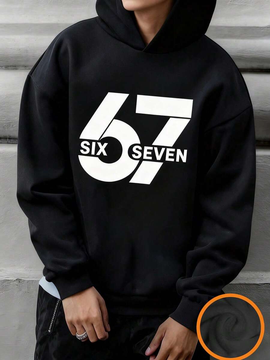 男童“67”数字字母印花抓绒套头卫衣，保暖舒适，适合秋冬季穿着 - 黑色 - 查看 1