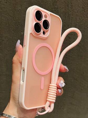 这款高级磁吸无线充电手机壳兼容 17、16、15、14、13、12 和 11 Pro Max 机型，采用哑光半透明硬质 PC 外壳，防震耐用，并包含摄像头保护功能，还附赠挂绳。