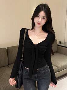 女士红色领结长袖T恤，修身V领打底衫，秋冬季 - 黑色 - 查看 2