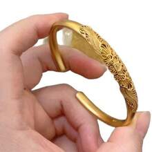 New High-End Embossed Peony Open Bracelet For Women Solid Bangle Gift For Mom Fashionable - Vòng tay hoa mẫu đơn (một) - Xem 1
