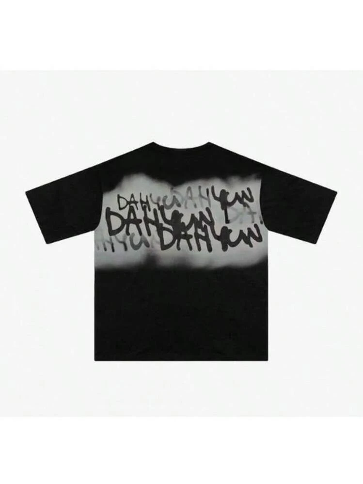 TWICE POP-UP SHOP THIS IS FOR THE WORLD TOUR IN JAPAN Official T