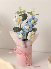 手工编织仿真毛线花束，布艺针织仿真花，含纸质花瓶，5朵钩编毛线花，适合作为礼物送给妈妈、朋友，也适合周年纪念、情人节、生日、家居装饰、毕业典礼、仿真植物、节日礼物/送给家人的最佳礼物。 - 彩色 - 查看 4