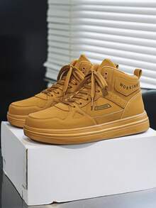 أحذية رياضية كاجوال عالية الكعب للرجال بتصميم أحادي اللون بلون الخردل مع رقعة حرفية أمامية مربوطة، أحذية رياضية مريحة وعملية للاستخدام اليومي للمراهقين