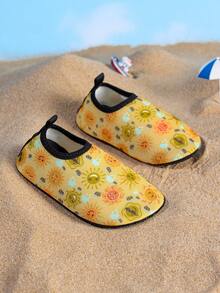 1 Pair Girls' Casual Comfortable Flat Non-Slip Yellow Swimming/Wading Shoes With Sun & Bee Design, Suitable For Summer - Yellow - View 1
