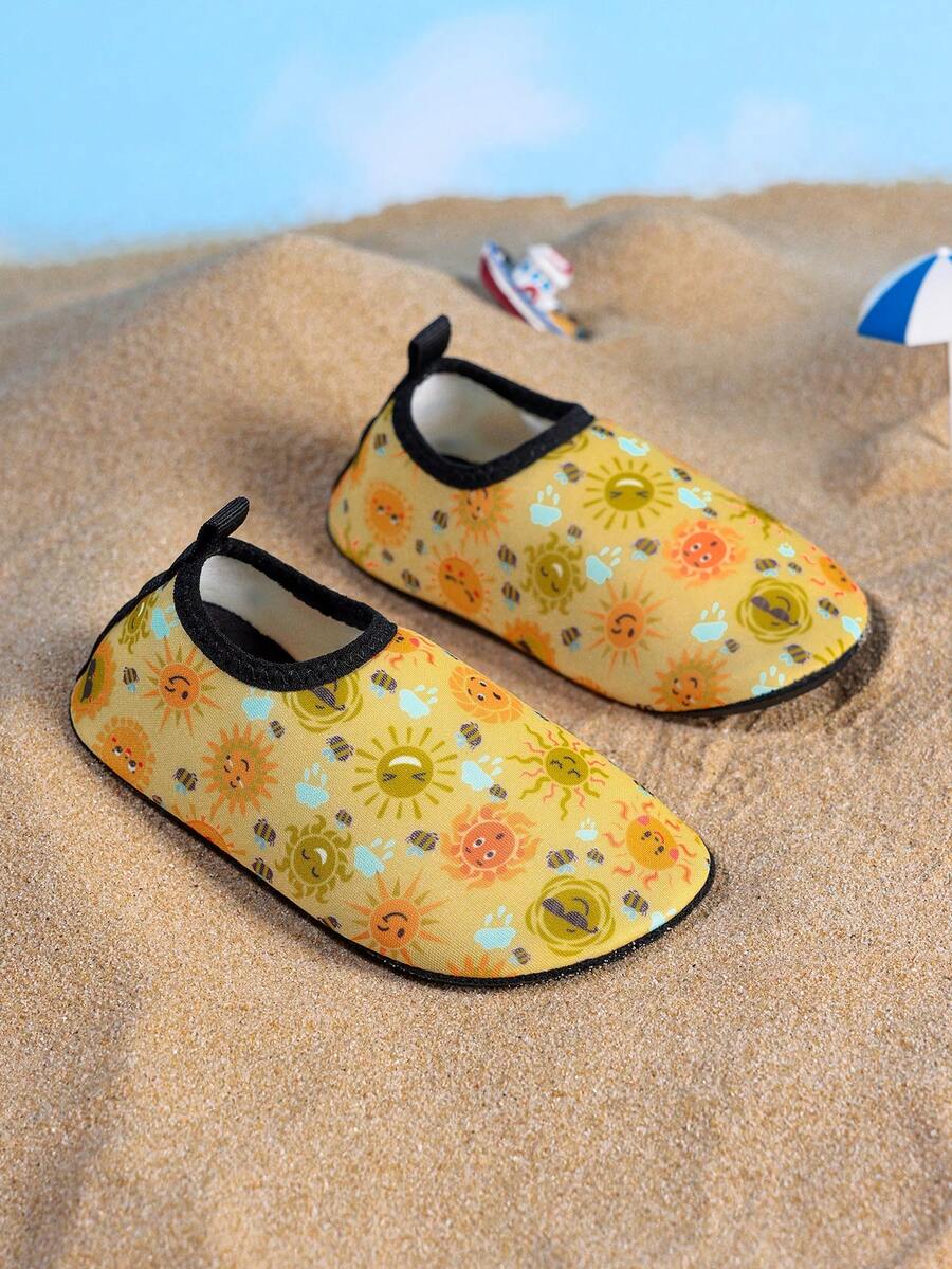 1 Pair Girls' Casual Comfortable Flat Non-Slip Yellow Swimming/Wading Shoes With Sun & Bee Design, Suitable For Summer - Yellow - View 1