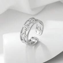 Anillo de Trébol de Cuatro Hojas Hueco, Zirconia Cúbica Brillante, Chapado en Oro/Plata, Ajustable y Retro - Ideal para Regalos de Cumpleaños y Aniversario - Oro - Ver 6