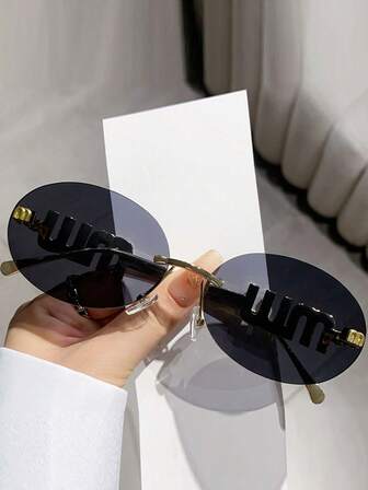 1 Pair Women's Fashionable Retro Oval Fashion Glasses, Made Of High-Quality Materials, Lightweight And Comfortable, Designer Brand Luxury Fashion Glasses. Suitable For Fashionable Tropical Beach Vacation, Resort Wear, Fashion Glasses, Classic Driving, Fishing, Travel, Shopping, Outdoor Sports, Tourism, Camping, Hiking, Leisure Eye Protection, Anti-Glare,