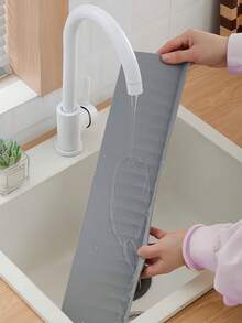 Silicone Kitchen Sink Splash Guard And Splash Board - Raised Sink Splash Barrier, Countertop Protector, Compatible With Drain, Easy To Clean, Modern Design - Ideal Christmas/Halloween Home Kitchen Gift, Suction Cup Sink Splash Guard, Smooth Barrier, Durable Material, Housewarming Gift