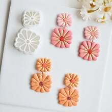 2 Pieces/Set Bohemian Lily-Shaped Polymer Clay Cutter, Used For Jewelry Making, Abstract Petal Clay Cutter, Used For DIY Necklace Pendant Jewelry Making, Hollow Flower Clay Embossing Mold, Jewelry Making Tool