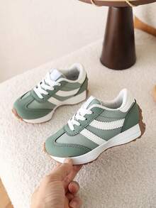 1 Pair Unisex Style Casual Sneakers, Lightweight Comfortable Versatile Running Shoes, Spring/Autumn - Green - View 1