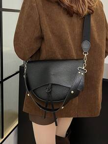 女士新款纯色软皮时尚休闲可调节肩带PU轻便单肩斜挎包 - 黑色 - 查看 4