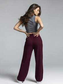 Comfortable Women's Wide-Leg Sweatpants, Soft, Structured Fit, Casual, Basic, Plain, With A Faux Drawstring. - Màu Đỏ Sâu - Xem 2