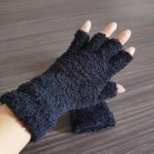 1-Pair Warm Coral Velvet Gloves - Heavy Duty Thermal Fingerless Design With Open Fingers For Men & Women, Multi-Color Options - Ideal For Winter, Christmas, Birthday Gifts - Machine Washable Outdoor & Everyday Use - Perfect For Skiing, Hiking, Typing, Gaming - Unisex Coral Fleece Gloves For Autumn & Winter Wear, Ski Gloves, Winter Accessories For Women, Women Winter Mitts, Thermal Gloves For Men,Festival,Party - Multicolor - View 12