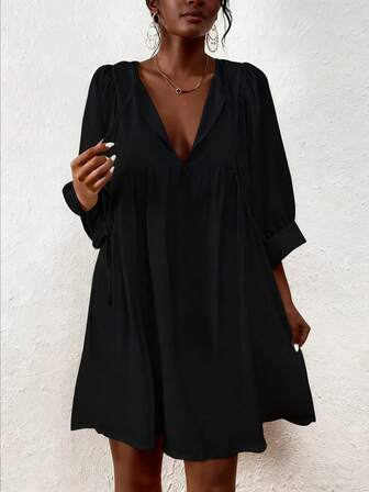 优雅女士黑色梭织面料中长连衣裙，带领子和七分垂褶袖，A字版型