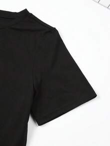 Camiseta Casual de Manga Corta para Mujeres - Top de Cuello Redondo Suelto, Diseño de Bloque de Color Negro y Rojo con Estampado de Letras Geométricas, Estilo de Primavera Verano - Negro - Ver 4
