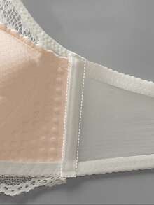 女士粉色新款性感蕾丝文胸，提拉、防下垂、镂空、聚拢、加垫、工字背钢圈文胸 [适合娇小胸型] - 粉色 - 查看 7