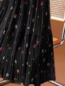 Đầm maxi xếp ly hoa thanh lịch dành cho nữ của LuminousWealth - Họa tiết hoa nhiều màu sắc, eo cao, thiết kế suôn mềm, phù hợp cho mọi mùa, chân váy cạp cao, tuyệt vời cho trang phục hàng ngày, lễ hội và tiệc tùng. - màu đen - Xem 3