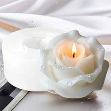 1个3D立体玫瑰蜡烛模具 - 可重复使用的柔性硅胶花卉模具，适用于蜡烛和肥皂制作 | 精致花瓣细节，粘土和蜡浇铸模具 | 花卉造型DIY工艺品，适合家居装饰、生日礼物、母亲节礼物、情人节礼物和婚礼装饰 | 不粘工艺爱好者工具 - 白色 - 查看 5