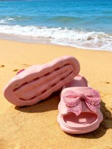 Ein Paar Kinder Hausschuhe für Frühling und Sommer, modische Schleifen Prinzessin Größe Strandpantoffeln vielseitig für Kinder