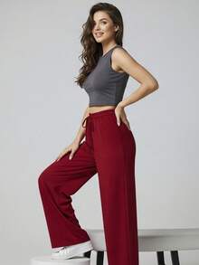 Comfortable Women's Wide-Leg Sweatpants, Soft, Structured Fit, Casual, Basic, Plain, With A Faux Drawstring. - Rojo - Ver 4