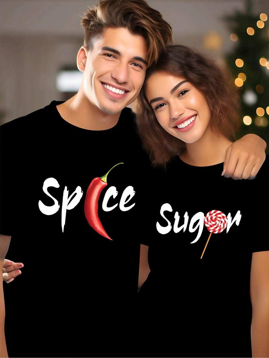 1PC Envío Local - Camiseta de Estilo de Pareja para el Día de San Valentín - Camiseta de Caramelo de Especia para Parejas - Regalo de San Valentín, Estilo Deportivo Casual Unisex con Impresión de Letras Divertidas - Suave y Cómoda, Adecuada para Él y Ella, Muy Adecuada para el Día de San Valentín y Ropa Casual