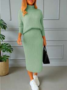 Conjunto Falda y Sueter Tedido de Punto Comodo #SensaciónDelujo #EstiloRomanticoDeSanValentín - Sage Rayas - Ver 2