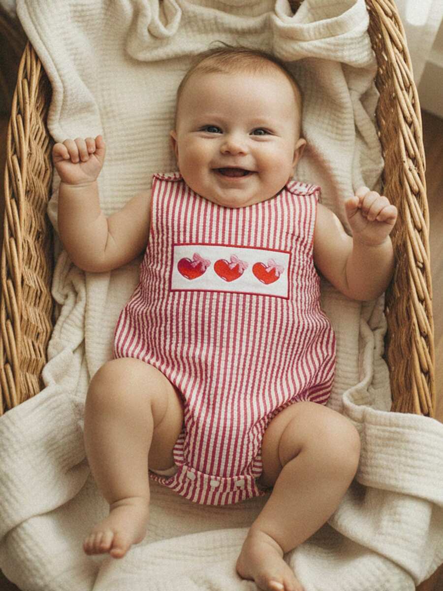 Conjunto para bebé niña de mi primer día de San Valentín, mono de rayas con bordado de corazón y lazo, sin mangas, mono de burbuja, mono de lino y algodón, ropa de playa de verano para recién nacida - Rojo - Ver 1
