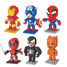 这款可爱的积木套装包含死侍和格鲁特，适合STEM教育DIY，也可作为积木爱好者的桌面装饰和可动人偶玩具。是生日礼物、派对拍照道具、返校用品和卡通人物玩具的理想之选。 - 彩色 - 查看 1