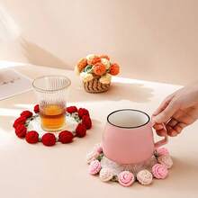 2个手工钩编郁金香花束杯垫，郁金香花束杯垫带花篮，隔热垫，桌面装饰，节日礼物，独特创意，适合家居装饰和情人节装饰 - 彩色 - 查看 2