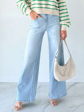 New Style Women's Denim Pants With Pockets And Buttons, Suitable For Daily Travel, Comfortable, Elegant And Simple, Made Of Denim Material.