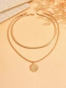 2pcs/Set Minimalist Versatile Gold Snake Chain Necklace, Fashionable Luxurious Metallic Twist Chain With Sun Pendant, Suitable For Daily Wear, Decoration And Gatherings - Multicolor - View 2