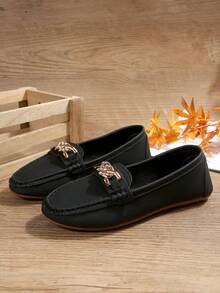 New Plus Size Slip-On Loafers, Versatile Daily Commute Shoes, Solid Color Design, Metal Buckle, Round Toe, Breathable Linen Material, Handmade Floral Decor, Casual Women Moccasins, Suitable For Spring, Summer, And All Seasons - Black - View 5