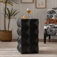Retro Black Wooden Side Table With A Three-Dimensional Embossed Pattern Design, 60 Cm High. No Assembly Required. - 黑色 - 查看 7