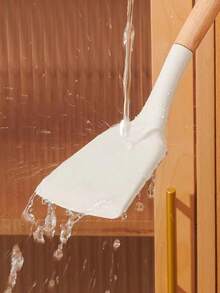 2 件装硅胶烹饪铲，耐热实心铲，带木柄不粘开槽铲，煎炸、烘焙翻转厨房用具套装（白色） - 白色 - 查看 9