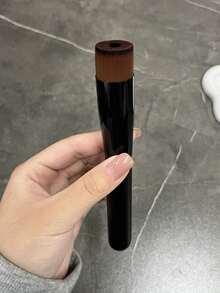 Bộ 2 cọ trang điểm Kabuki đầu phẳng, cọ trang điểm cao cấp dùng cho kem nền dạng lỏng, kem và phấn phủ, tán đều, pha trộn và trang điểm mặt, quà tặng kèm theo. - màu đen - Xem 12