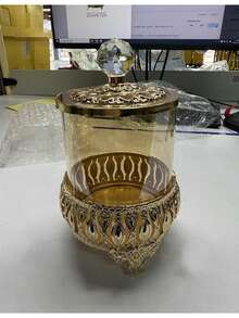 1pc European American Style Living Room Coffee Table Lace Candy Jar, Luxury Crystal Glass Storage Jar With Lid, Home Decor, Dry Flower Holder, Multi-Function Storage Box For Cleaning Swabs, Wet Wipes, Etc.